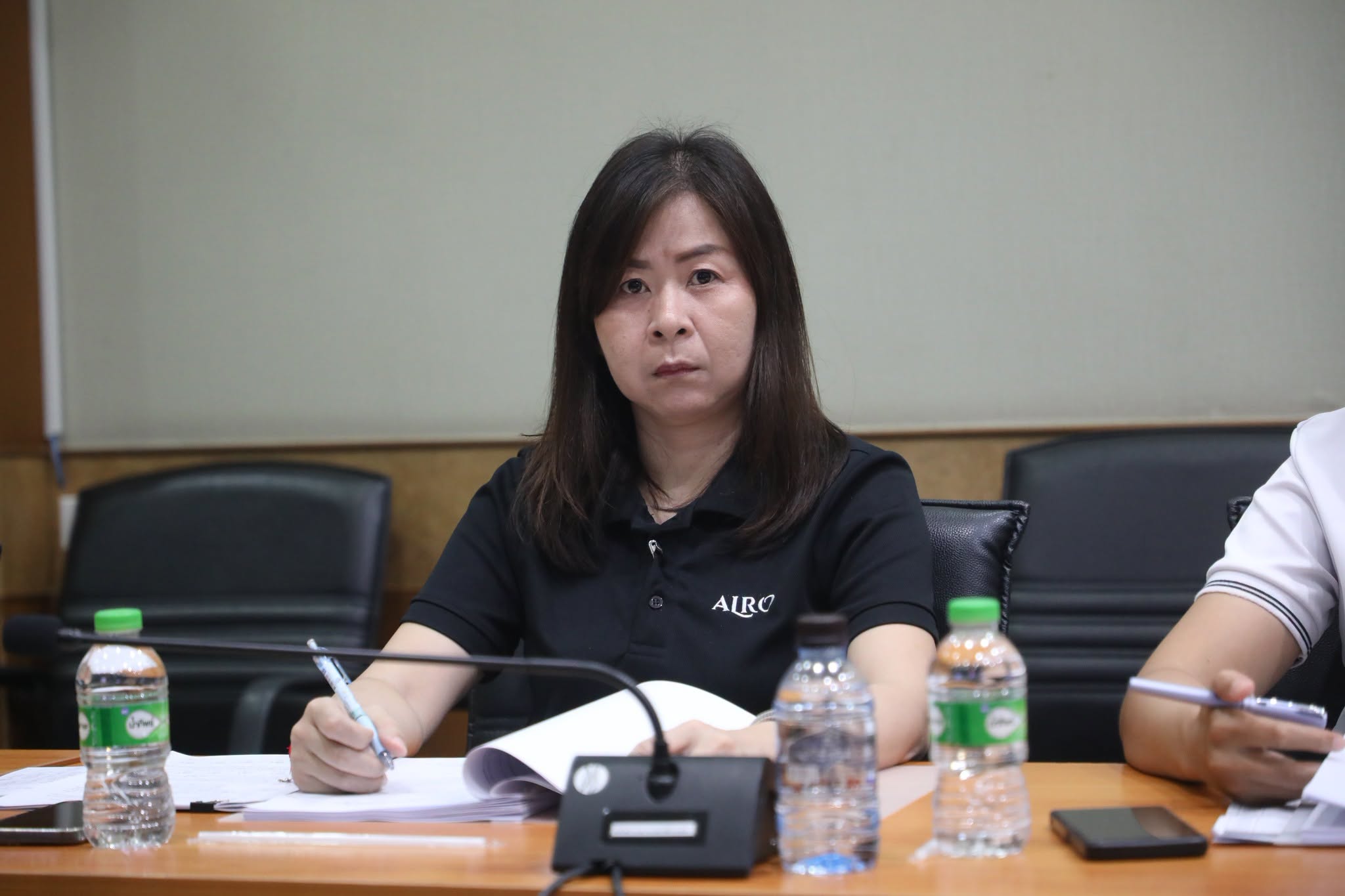 title - ประชุมคณะทำงานกำหนดตัวชี้วัด กำกับและติดตามผลการถ่ายทอดตัวชี้วัดระดับองค์กรสู่ระดับหน่วยงาน (Cascading) ของสำนักงานการปฏิรูปที่ดินเพื่อเกษตรกรรม (ส.ป.ก.) ครั้งที่  1/2569